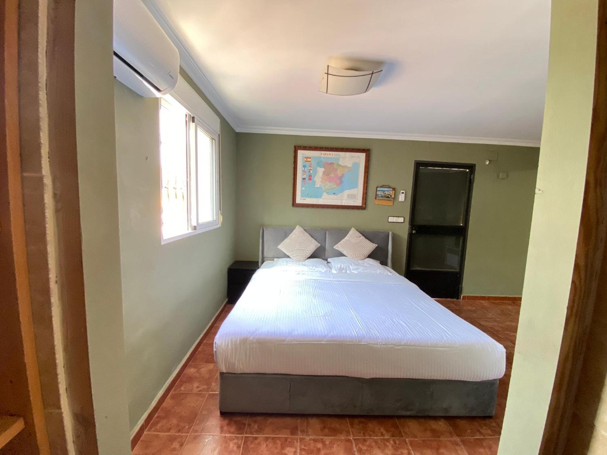 Guesthouse In Torrent 外观 照片